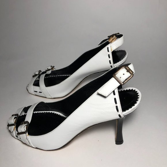 manolo blahnik buckle heels